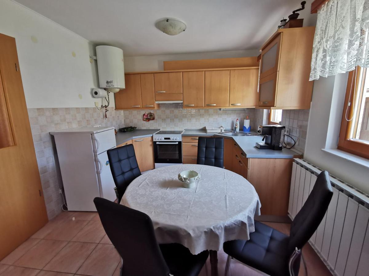 Apartma Jowz 보베츠 외부 사진